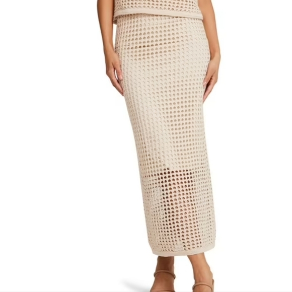 Steve Madden Dresses & Skirts - Steve Madden Cream Crochet Maxi Skirt - Size Medium ☀️ NWT